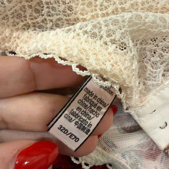 Victoria's Secret NWOT 32D Floral and Lace Convertible Bustier - Picture 8 of 8